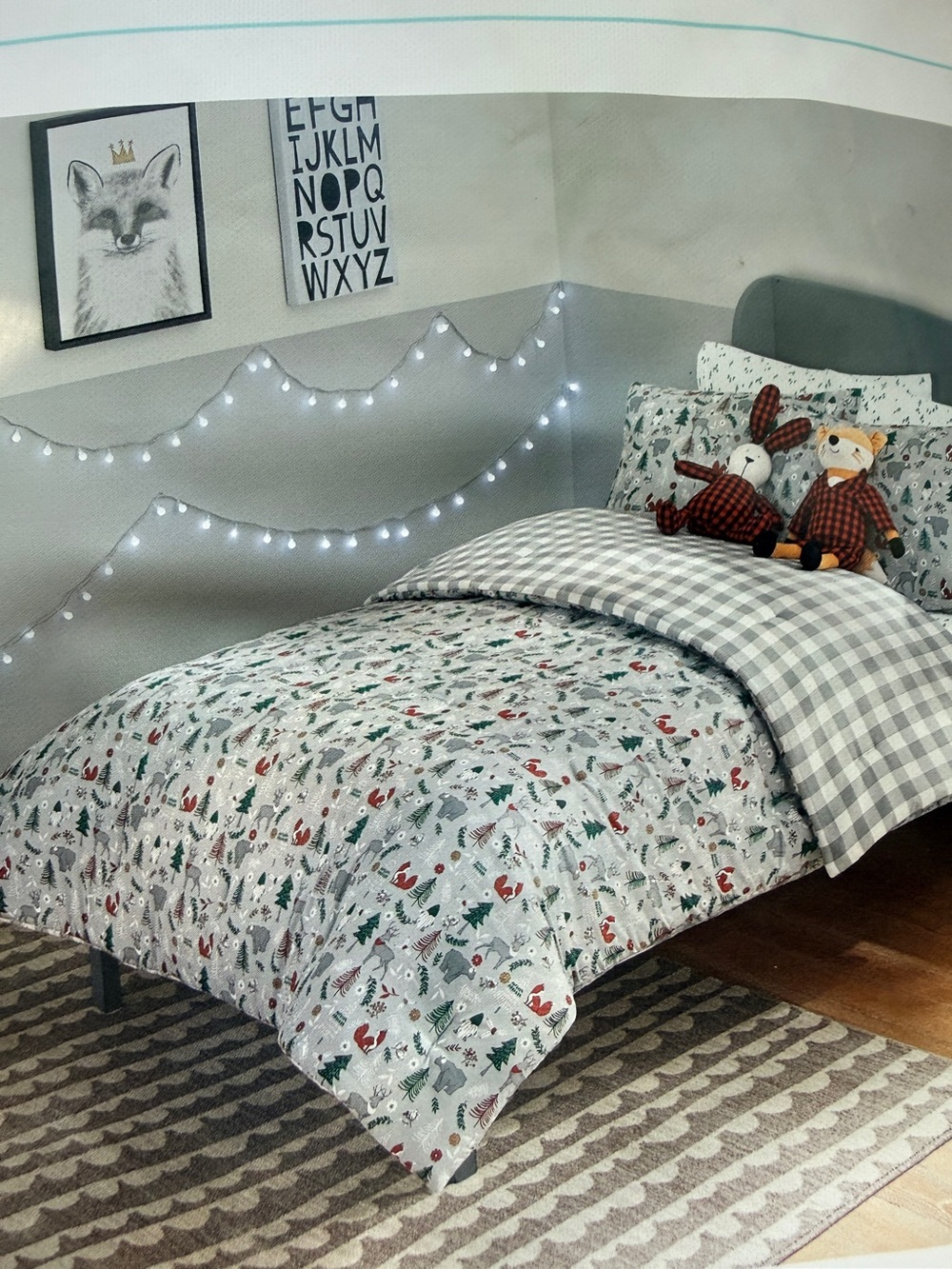 Reversible Woodland Print Comforter Set in Gray and Green TWIN